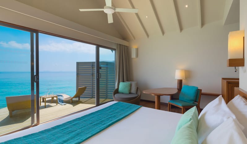 Centara Ras Fushi Resort & Spa-Deluxe Water Villa 6_6697